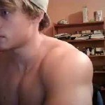 Nude blondmusclemodel