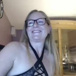 Hot cam girl lyssaradivine